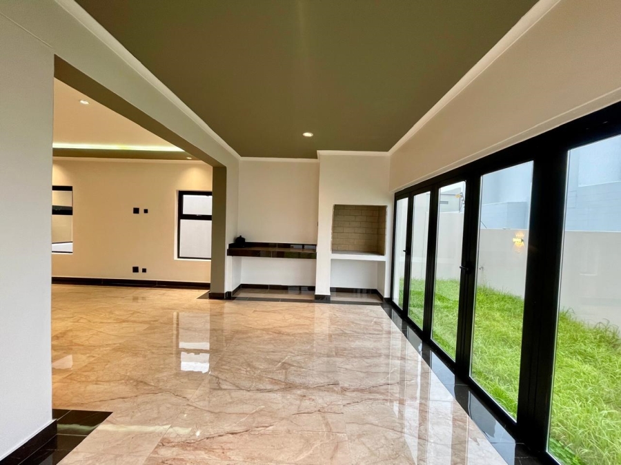 3 Bedroom Property for Sale in Sandown Western Cape